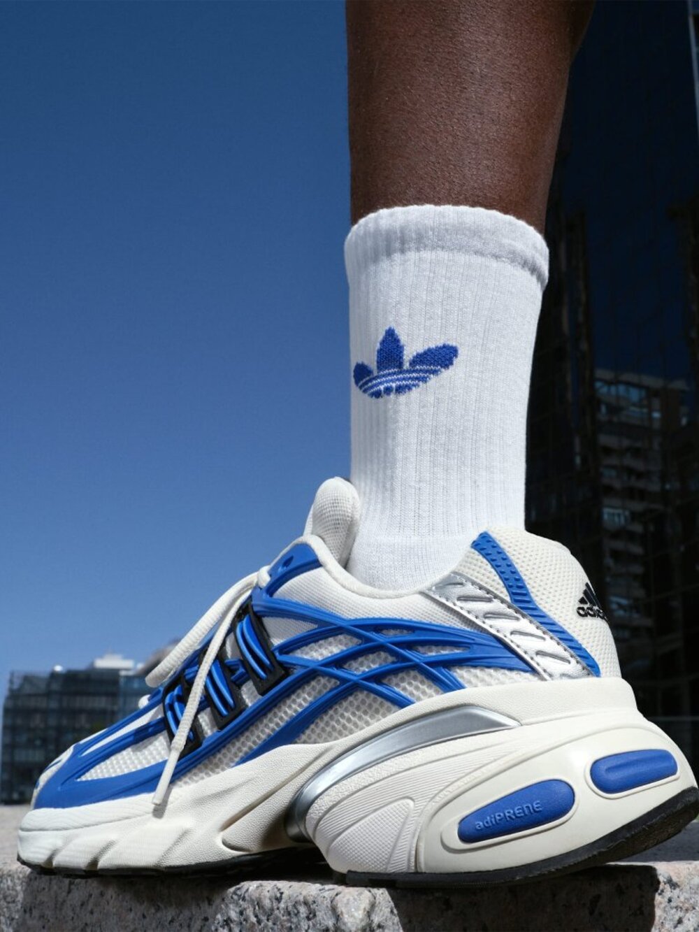 NWT adidas Adistar XLG 2.0 White Hi Res Blue Running Shoes Size 9.5
